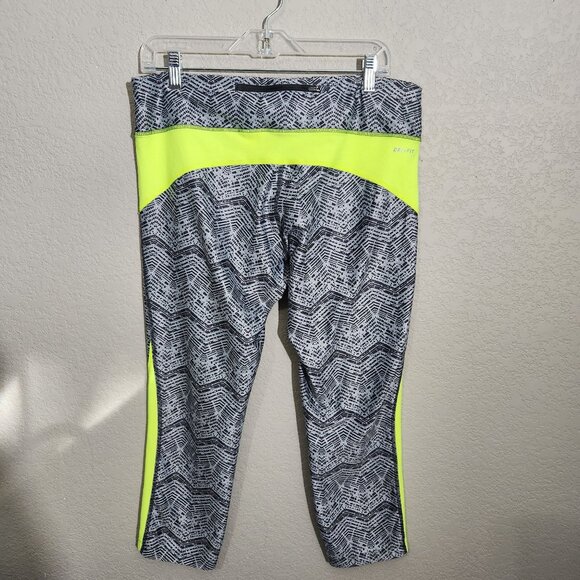 Nike Dri-Fit Womens Mid-Rise Cropped Leggings Black & Neon Yellow Geometric XL - Picture 4 of 16